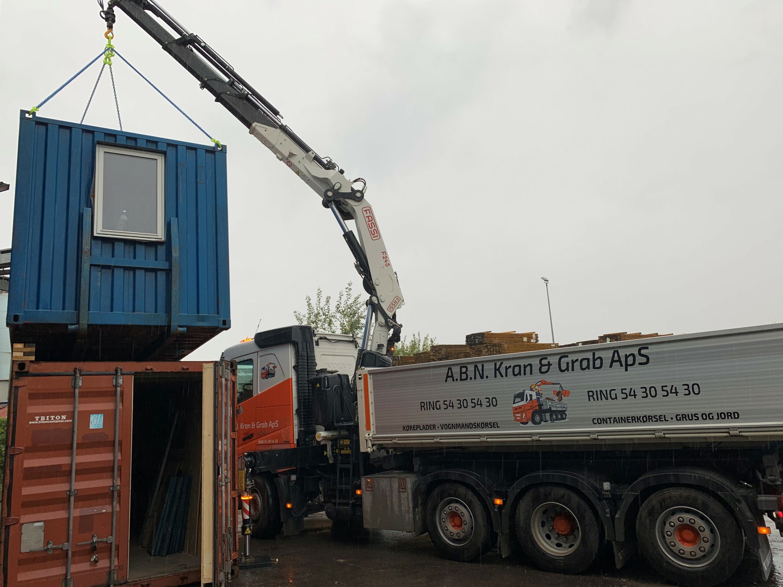 Døds kæbe regnskyl sensor Kran | Containerkørsel og kran-opgaver | ABN Kran & Grab ApS